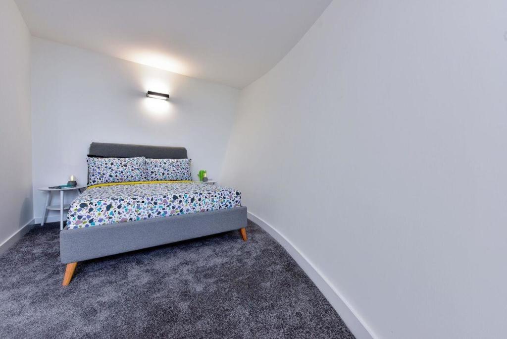 Platinum Penthouse Apartment Bradford  Exterior photo
